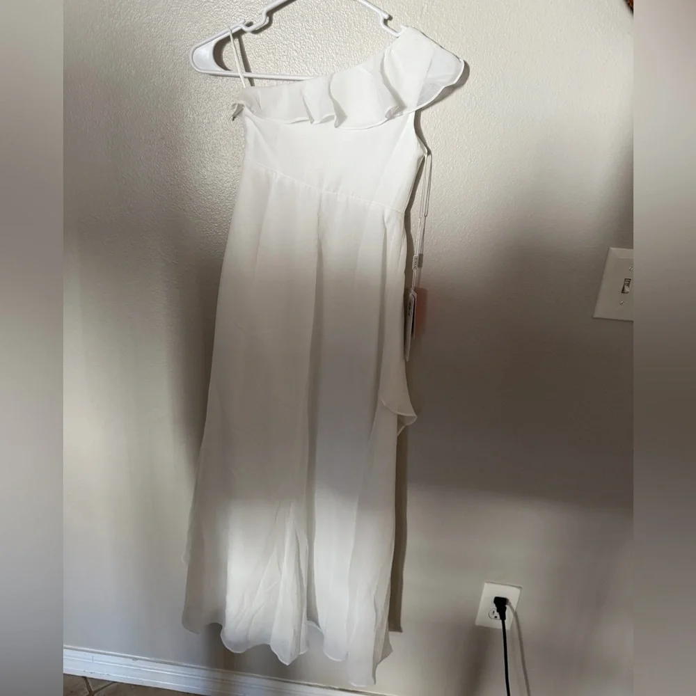 JJ’s House Junior size 8 One Shoulder Ruffled Wedding/ Special occasion dress - Picture 6 of 6